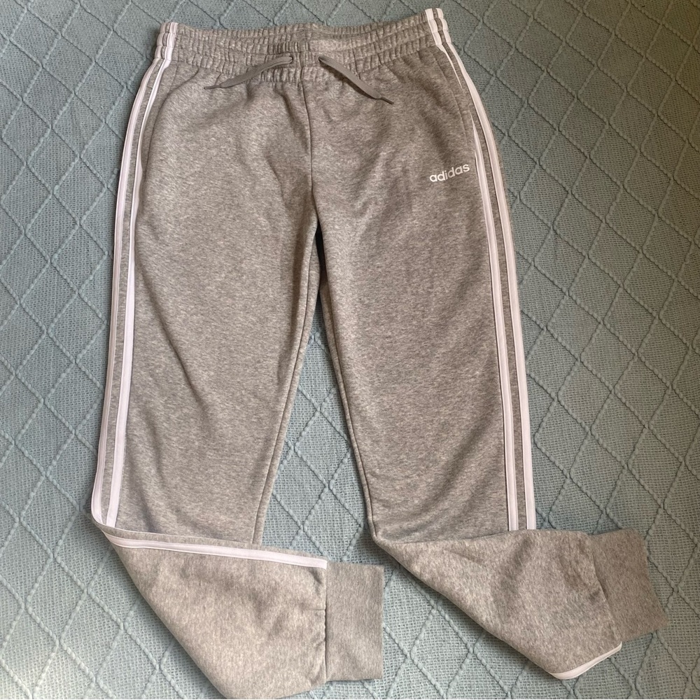Adidas Women’s Heather Gray Joggers with White Stripes Size Medium